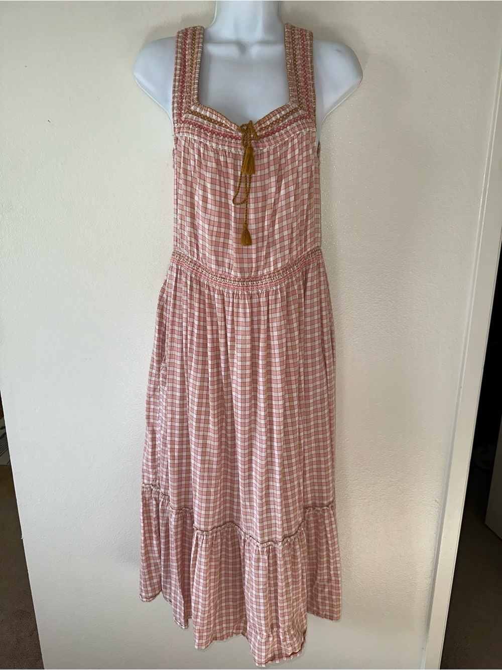 Old Navy Peach Plaid Tiered Midi Dress Size M - Picture 4 of 4